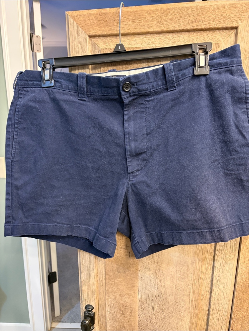 🔴 J. Crew Navy Flat-Front Cotton Chino Shorts
